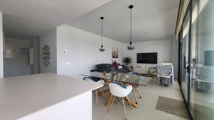 Apartment | Resale in Fuengirola in Fuengirola, Costa del Sol - Photo 5