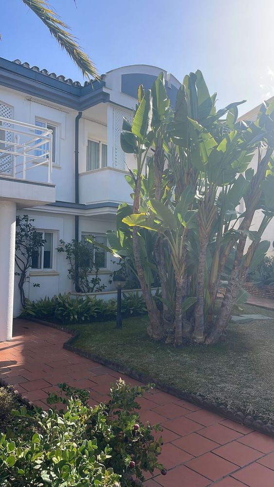 House | Resale in Estepona in Estepona, Costa del Sol - Main property photo