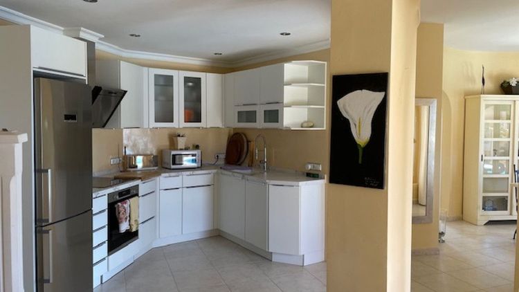 House | Resale in Javea in Javea, Costa Blanca - Photo 4