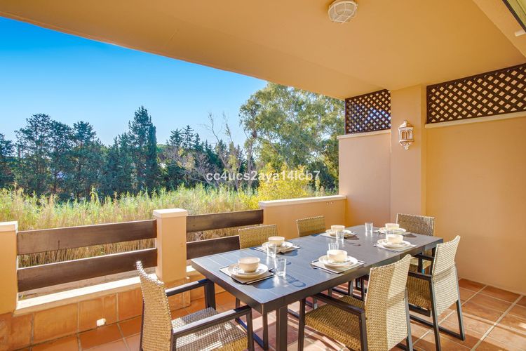 Apartment | Resale in Carib Playa in Carib Playa, Costa del Sol - Photo 4
