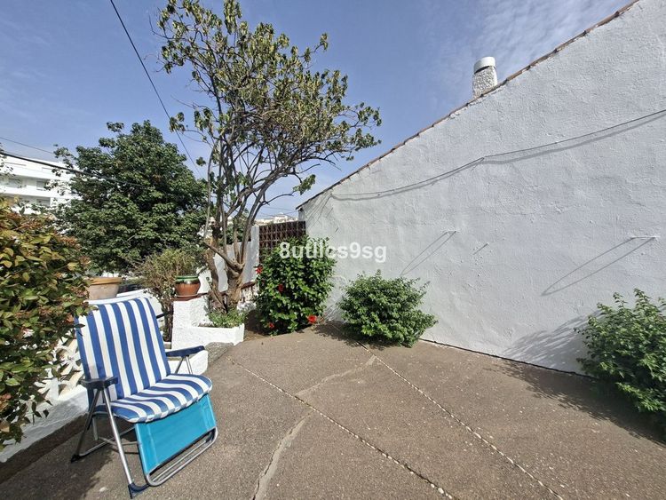 House | Resale in La Campana in La Campana, Costa del Sol - Photo 3