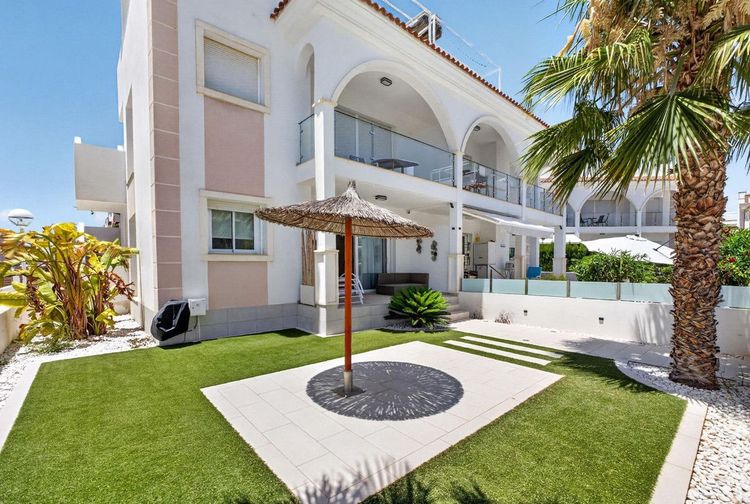 Apartment | Resale in Rojales in Rojales, Rosales / Quesada, Costa Blanca - Photo 3