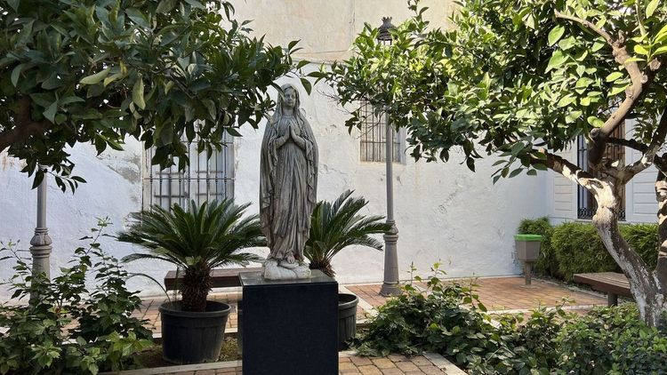 House | Resale in Coín in Coín, Costa del Sol - Photo 4