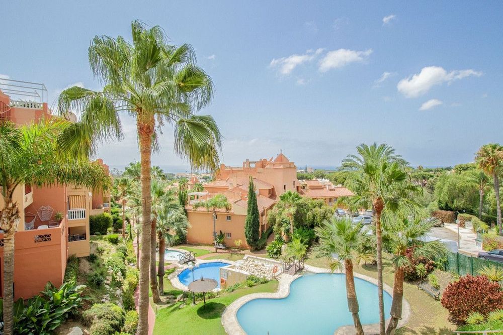 Apartment | Resale in Reserva de Marbella in Reserva de Marbella, Costa del Sol - Main property photo