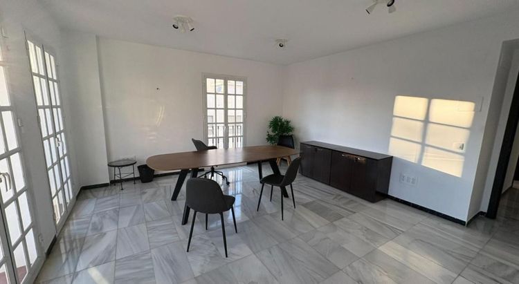 Apartment | Resale in Marbella in Marbella Others, Costa del Sol - Photo 3