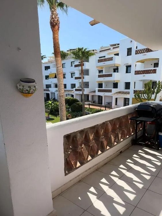 Apartment | Resale in Benalmadena in Benalmadena Others, Costa del Sol - Photo 5