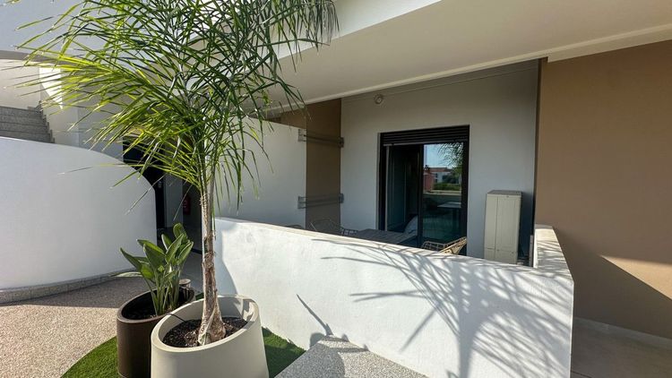 Apartment | Resale in Playa Flamenca in Playa Flamenca, Costa Blanca - Photo 4
