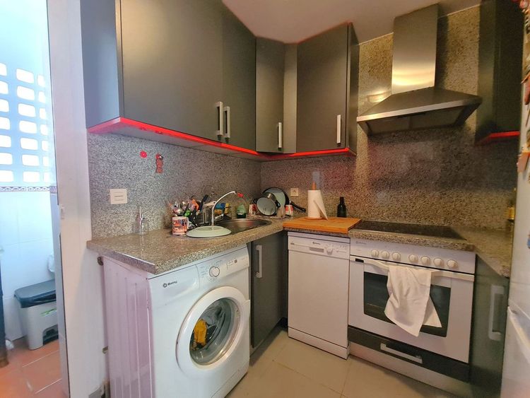 Apartment | Resale in Estepona in Estepona, Costa del Sol - Photo 3