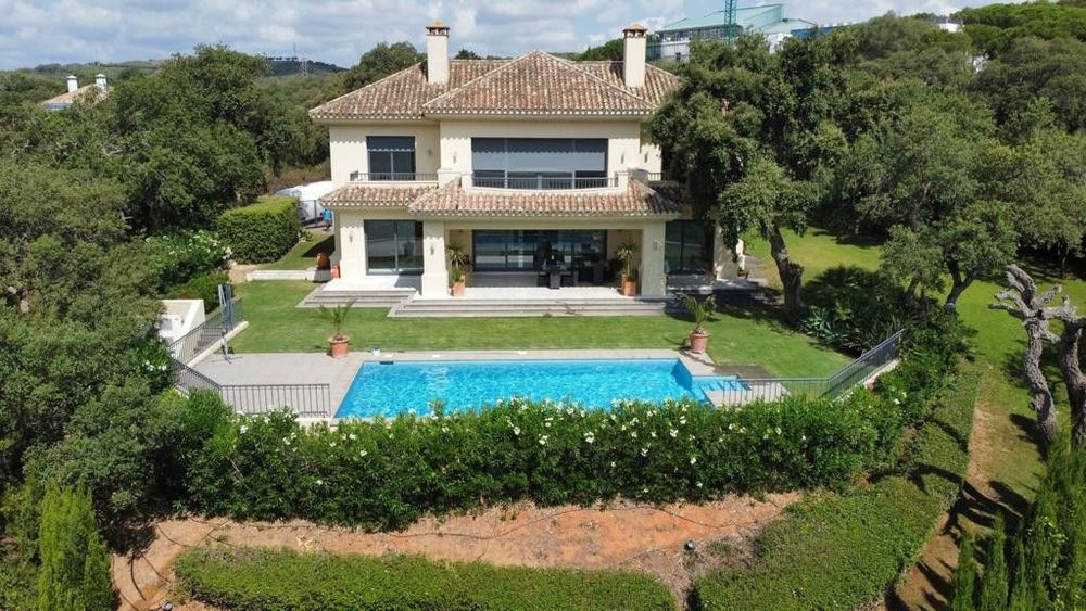 House | Resale in Sotogrande Alto in Sotogrande Alto, Costa del Sol - Main property photo