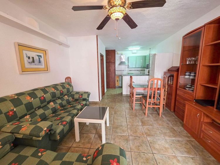 House | Resale in La Duquesa in La Duquesa, Costa del Sol - Photo 3