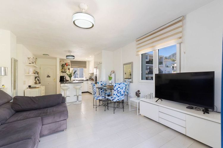 Apartment | Resale in Mijas in Mijas Others, Costa del Sol - Photo 2