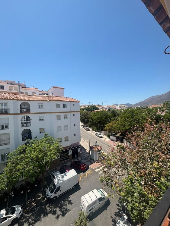 Penthouse | Resale in Estepona in Estepona, Costa del Sol - Photo 3