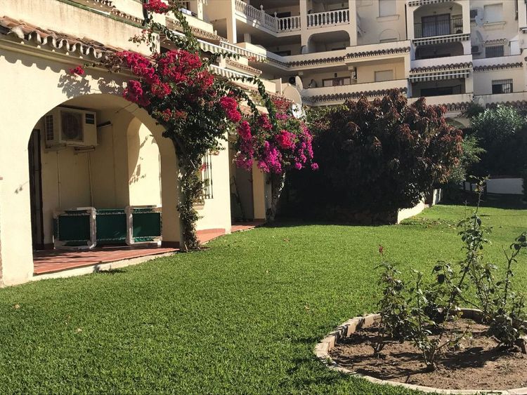 Apartment | Resale in Riviera del Sol in Riviera del Sol, Costa del Sol - Photo 2