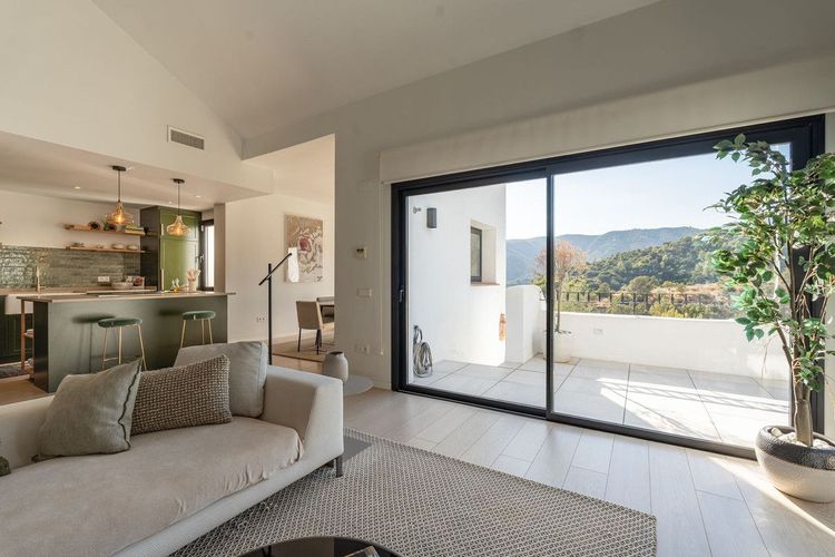 House | Resale in Istán in Istán, Ojén, Costa del Sol - Photo 3