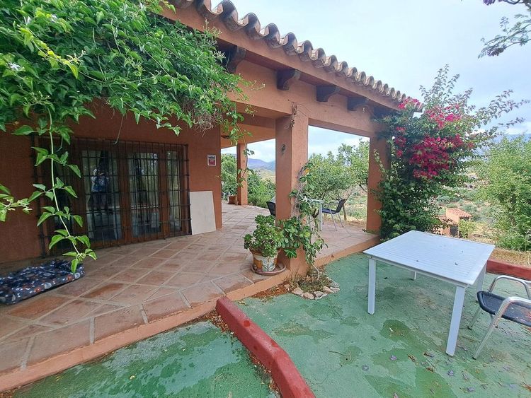 House | Resale in Mijas in Mijas Others, Costa del Sol - Photo 2