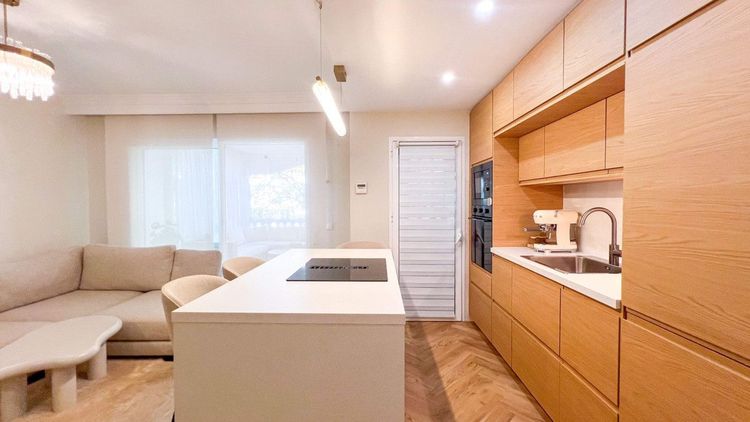 Apartment | Resale in Marbella in Marbella Others, Costa del Sol - Photo 3