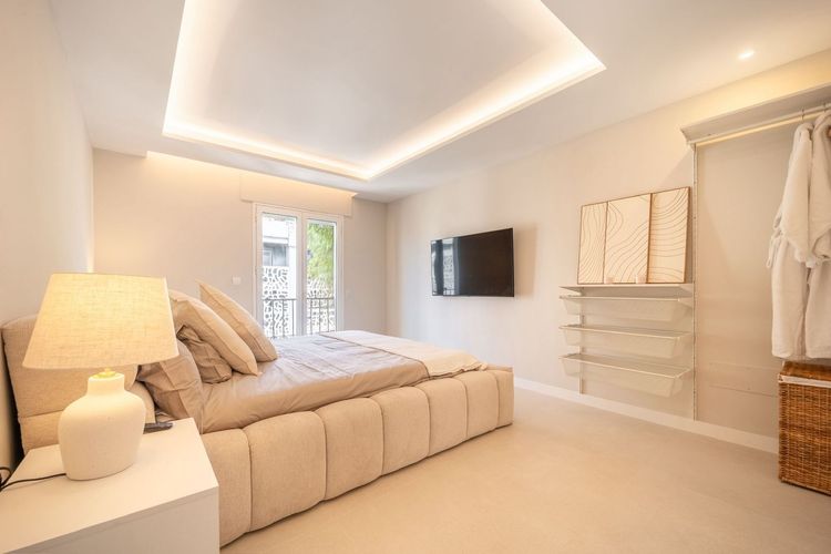 Penthouse | Resale in Nueva Andalucía in Nueva Andalucía Others, Costa del Sol - Photo 4