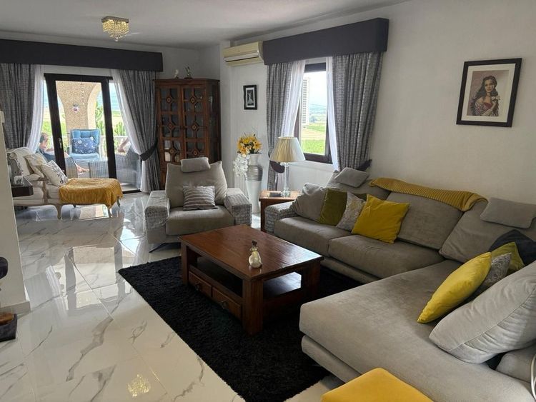 House | Resale in Almoradi in Costa Blanca - Photo 4