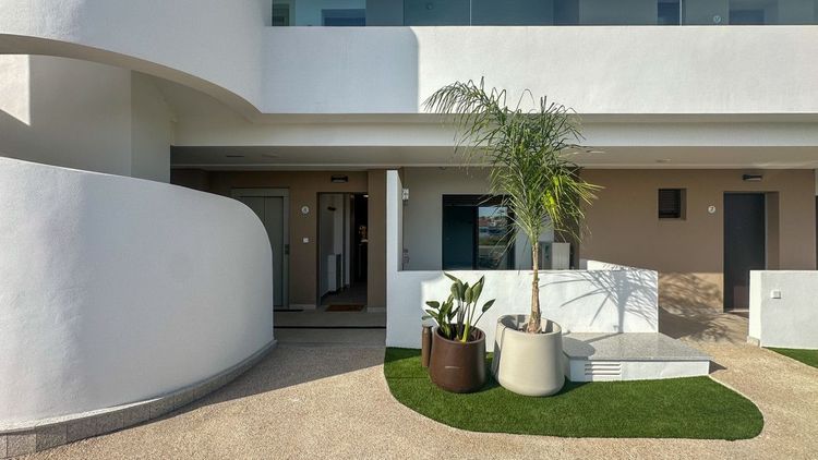 Apartment | Resale in Playa Flamenca in Playa Flamenca, Costa Blanca - Photo 5