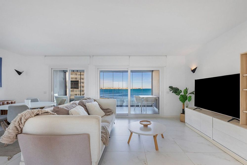 Apartment | Resale in Punta Prima in Punta Prima, Costa Blanca - Main property photo