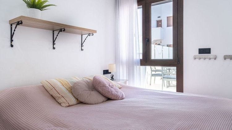 House | Resale in Los Balcones in Los Balcones, Costa Blanca - Photo 5