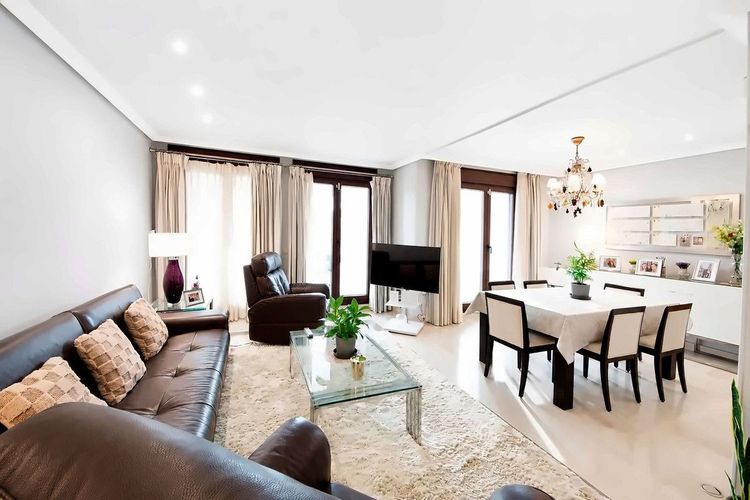 Apartment | Resale in Los Arqueros in Los Arqueros, Costa del Sol - Photo 3