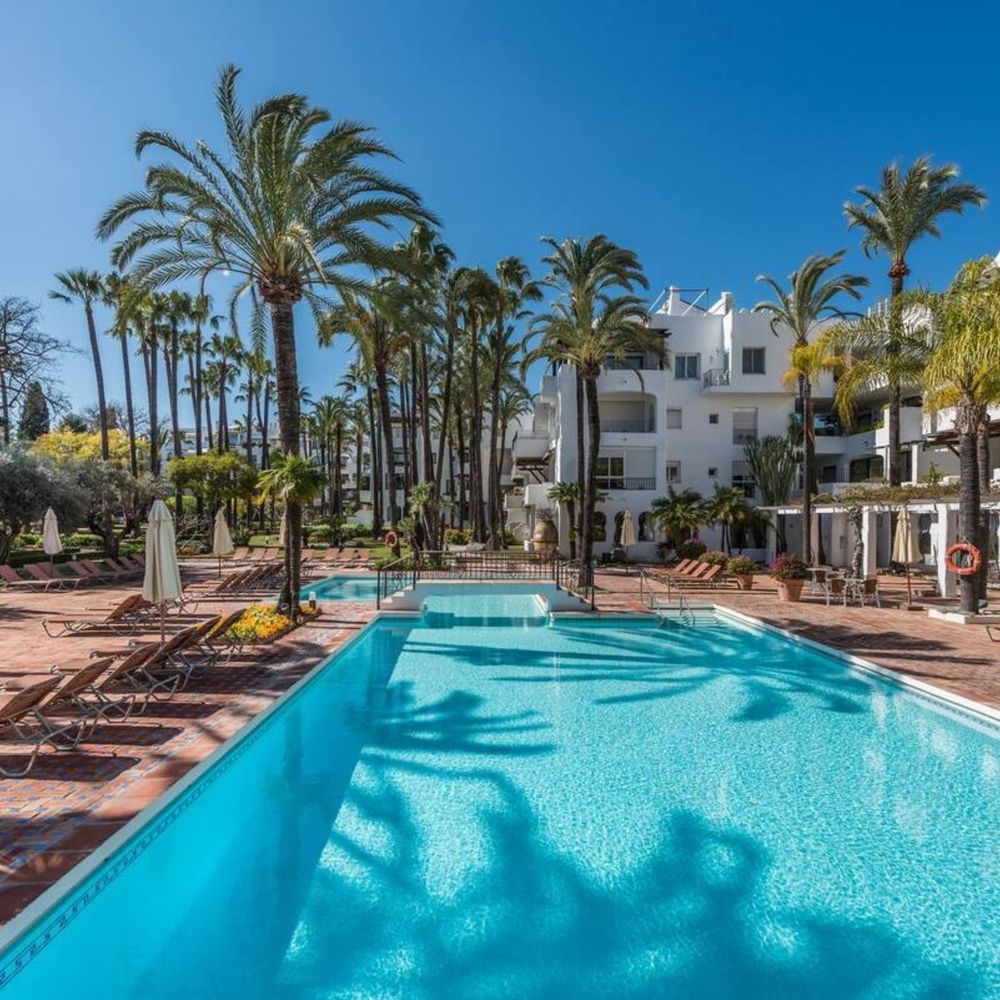 Apartment | Resale in Puerto Banús in Puerto Banús, Costa del Sol - Main property photo