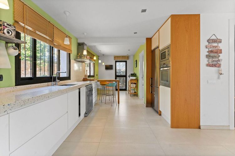 House | Resale in Mijas in Mijas Others, Costa del Sol - Photo 4