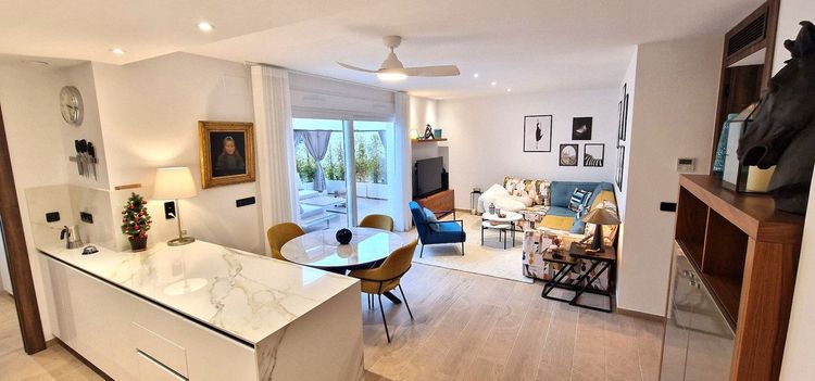 House | Resale in Algorfa in Algorfa, Costa Blanca - Photo 3