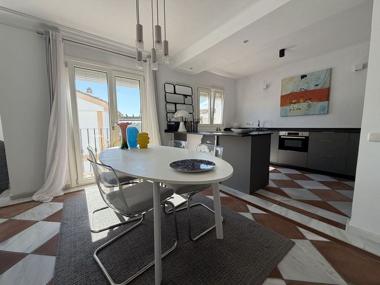 House | Resale in La Heredia in La Heredia, Costa del Sol - Photo 4