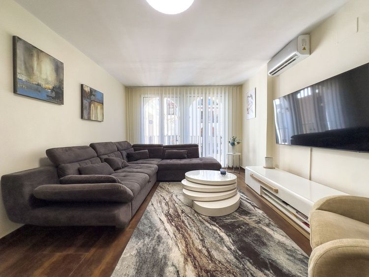 Apartment | Resale in La Duquesa in La Duquesa, Costa del Sol - Photo 3