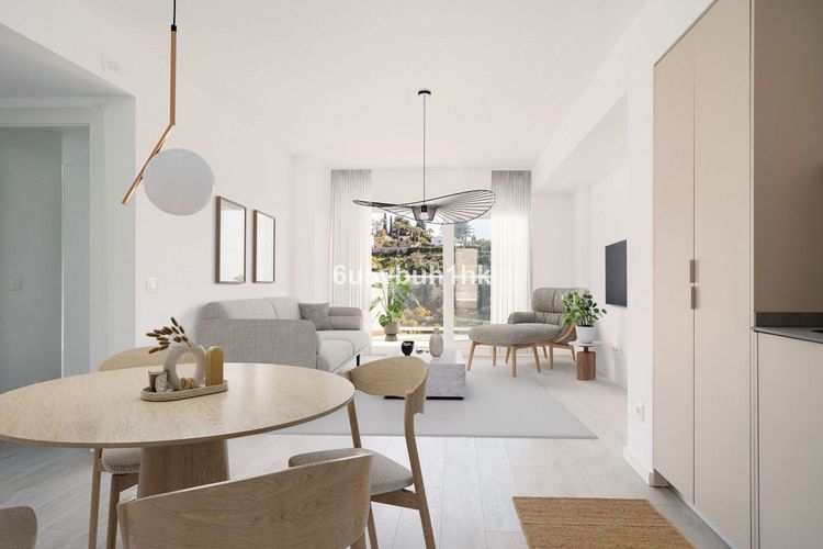 Apartment | Resale in Fuengirola in Fuengirola Others, Costa del Sol - Photo 3