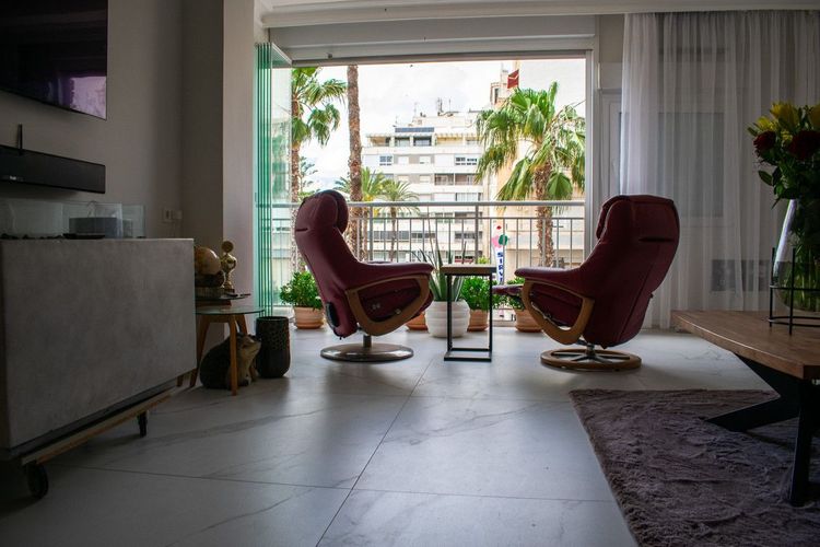 Apartment | Resale in Torrevieja in Torrevieja, Costa Blanca - Photo 4