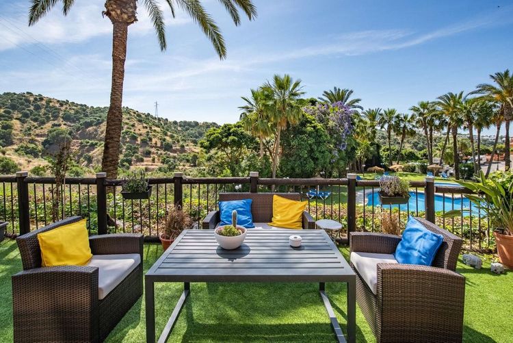 Apartment | Resale in Reserva de Marbella in Reserva de Marbella, Costa del Sol - Photo 2