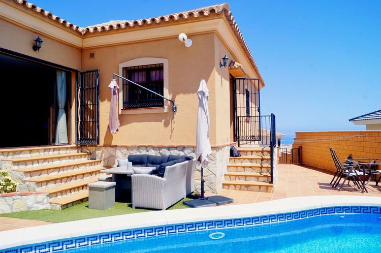 House | Resale in Benalmadena in Benalmadena Others, Costa del Sol - Photo 3