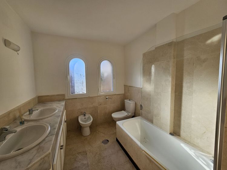 House | Resale in Riviera del Sol in Riviera del Sol, Costa del Sol - Photo 5