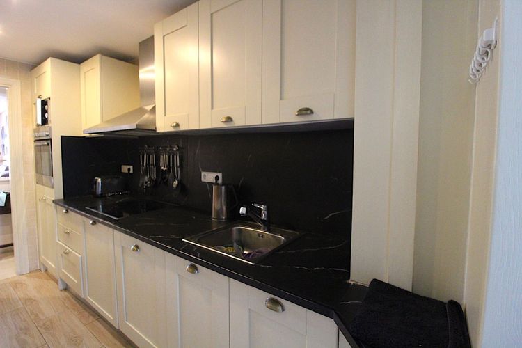 Apartment | Resale in Los Arqueros in Los Arqueros, Costa del Sol - Photo 4