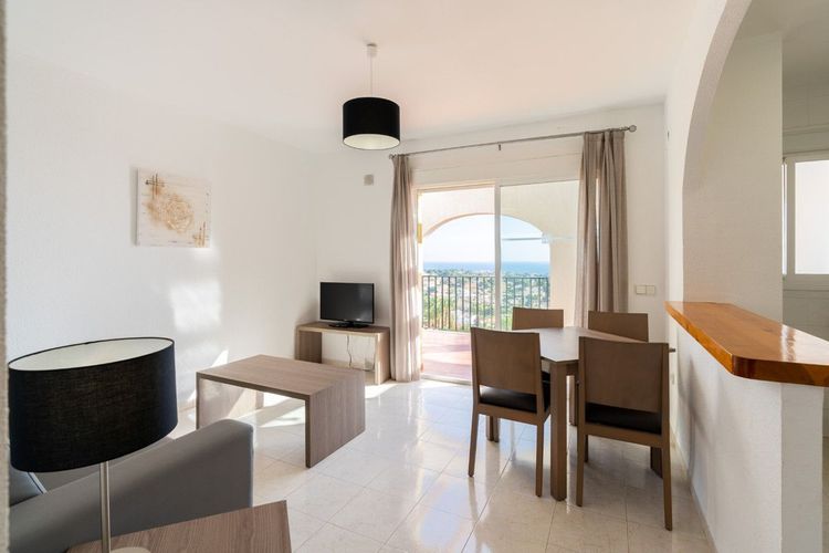 Apartment | Resale in Calpe in Calpe, Costa Blanca - Photo 2