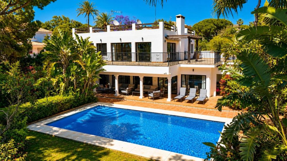 House | Resale in Hacienda Las Chapas in Hacienda Las Chapas, Costa del Sol - Main property photo