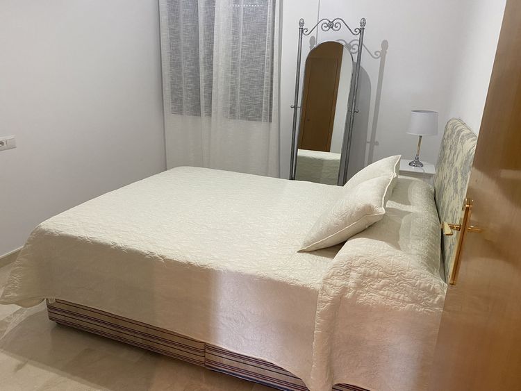 Apartment | Resale in Estepona in Estepona, Costa del Sol - Photo 2