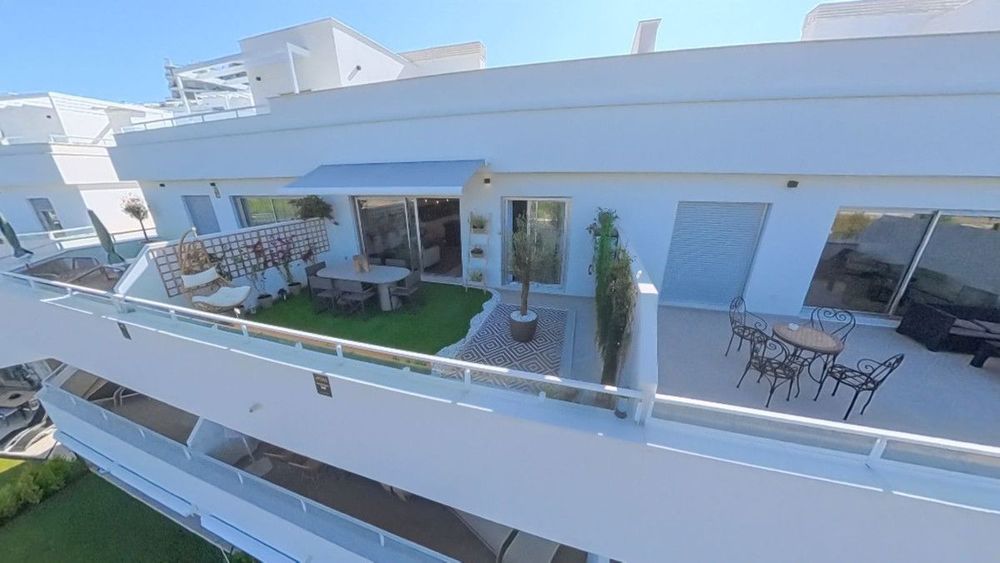 Penthouse in New Golden Mile in New Golden Mile, Estepona East Others, Costa del Sol - Main property photo