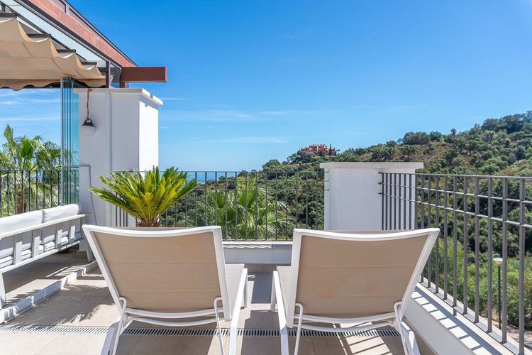 Penthouse | Resale in La Mairena in La Mairena, Ojén, Costa del Sol - Photo 3