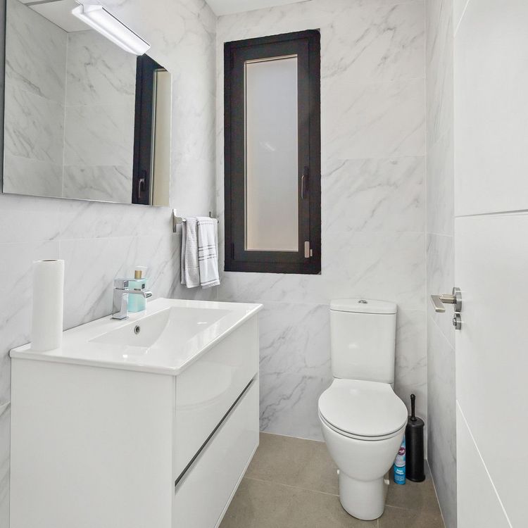 House | Resale in Algorfa in Algorfa, Costa Blanca - Photo 5