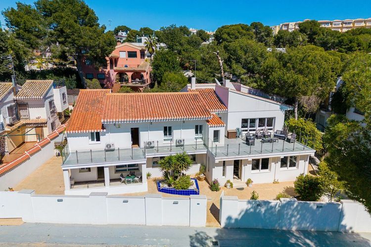 House | Resale in Dehesa de Campoamor in Dehesa de Campoamor, Costa Blanca - Photo 4