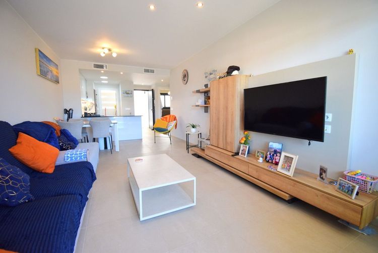 Apartment | Resale in Playa Flamenca in Playa Flamenca, Costa Blanca - Photo 3