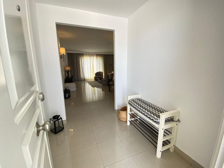Penthouse | Resale in Estepona in Estepona, Costa del Sol - Photo 2