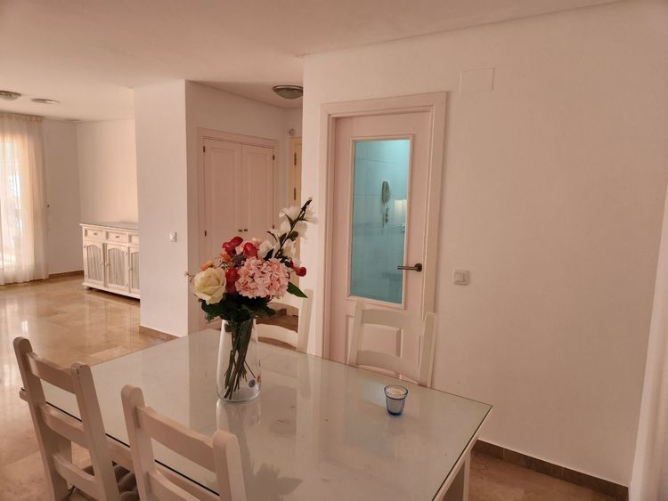 Apartment | Resale in Benalmadena in Benalmadena Others, Costa del Sol - Photo 3
