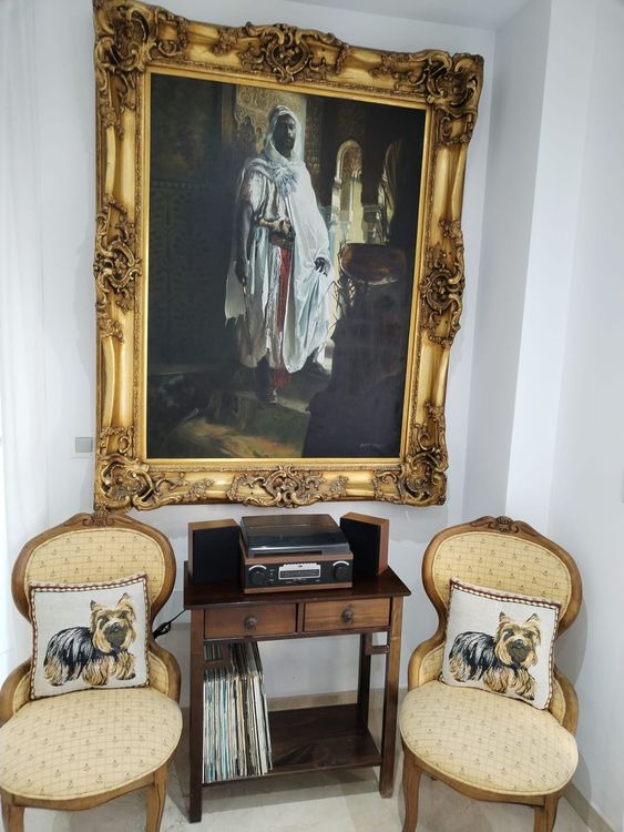 listing card gallery