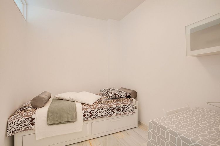 Apartment | Resale in Estepona in Estepona, Costa del Sol - Photo 5