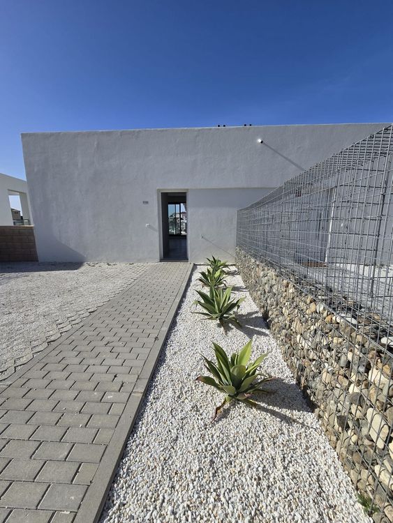 House | Resale in Riviera del Sol in Riviera del Sol, Costa del Sol - Photo 2